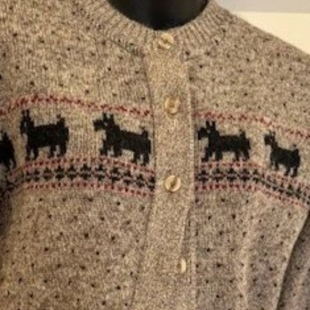 Lands' End Scottie Dog 100% Wool Cardigan Sweater Size Medium Taupe Oatmeal NWOT - Picture 2 of 3